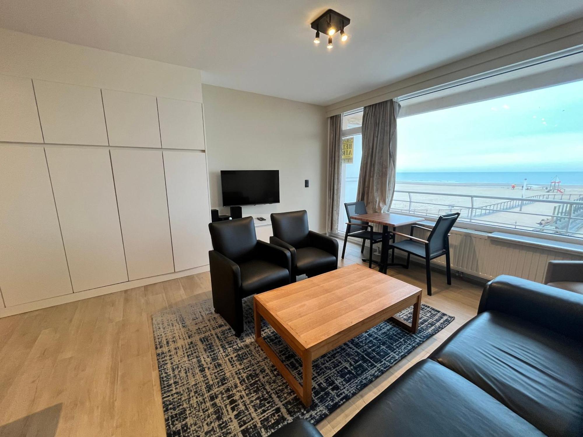 Valencia - - Seaview Luxe 8 Pers Met Sauna, Frontaal Zeezicht, Direct Aan Het Appartement